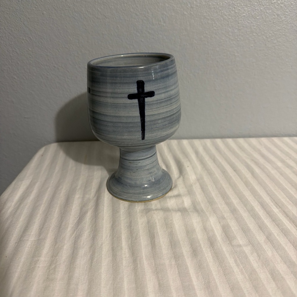 Hand Thrown Blue Vtg Chalice Cross Louisville Pottery Stoneware Chalice Marked - Picture 3 of 11